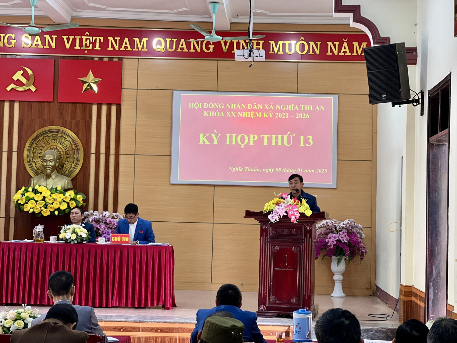 hải ý kiến