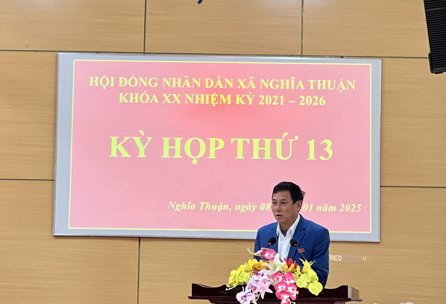 sơn ý kiến